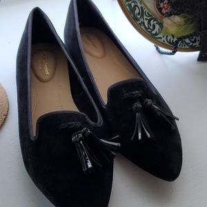 Black suede size 10 Hush Puppies flats.